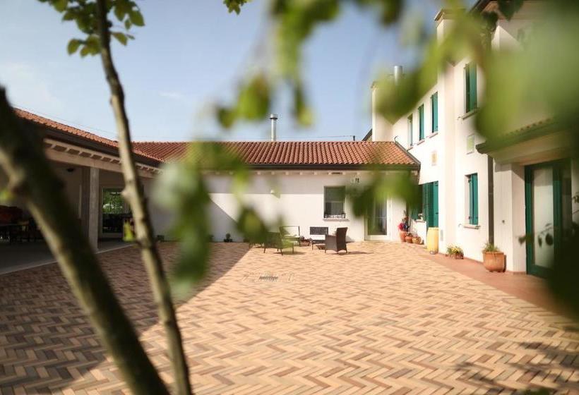 酒店 Settecentoalberi Agriturismo