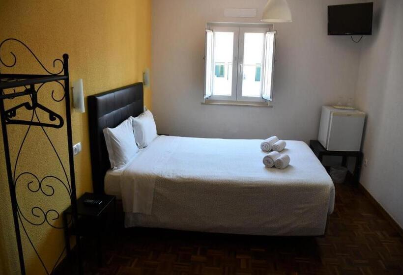 پانسیون Alojamentos Vitinho   Vila Nova Milfontes