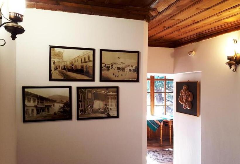 ペンション Chakarova Guest House
