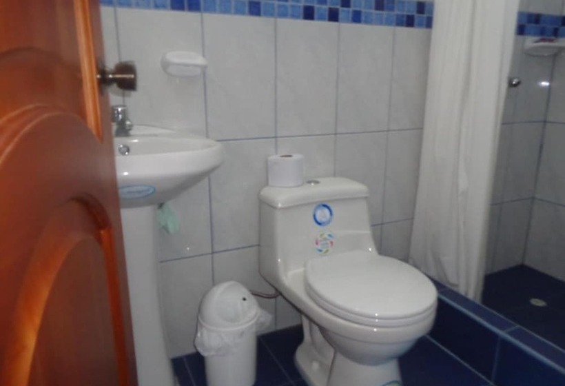 پانسیون Hostal Casa Cascada