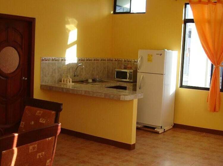 پانسیون Hostal Casa Cascada