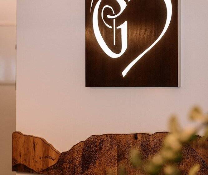 فندق صغير Pension Familie Gruber