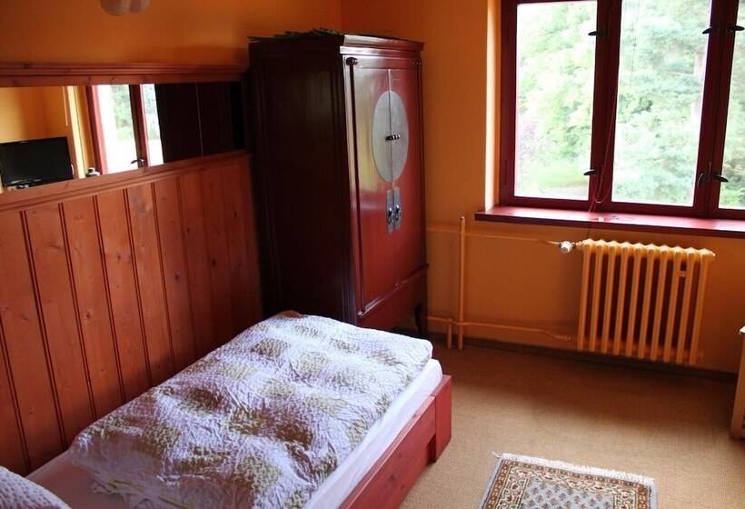 فندق صغير Waldhaus Colditz Garni