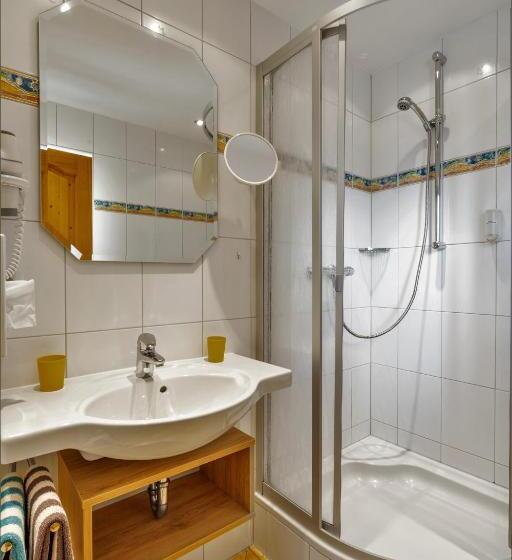 Общежитие Gasthof Arracher Hof