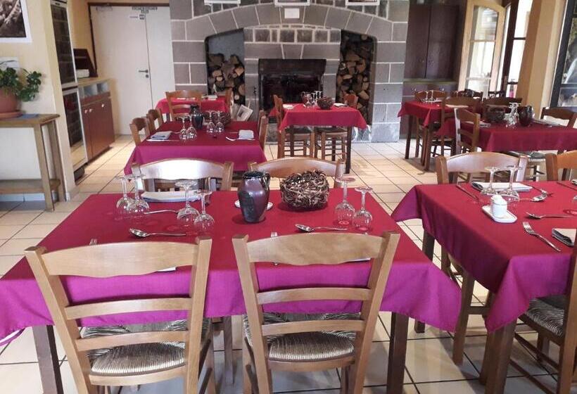 فندق صغير Auberge De L Aspre