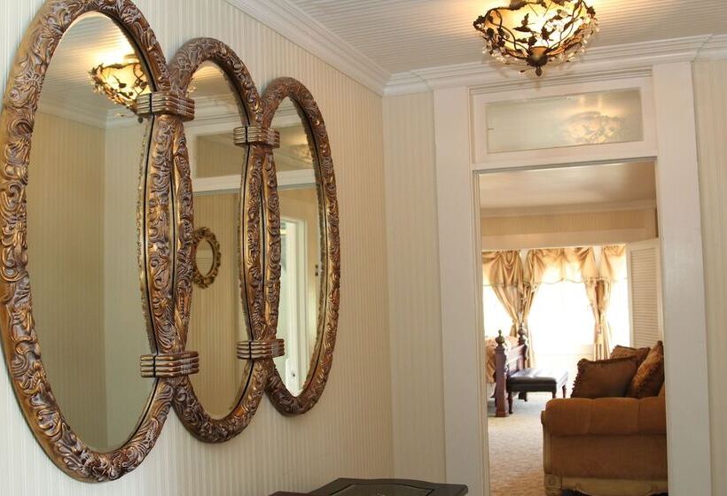 فندق صغير Monarch Cove Inn