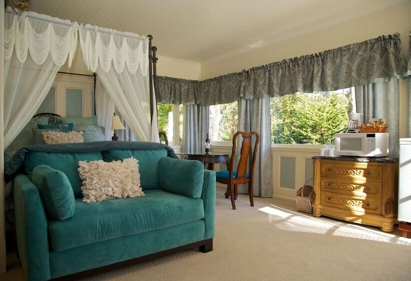فندق صغير Monarch Cove Inn