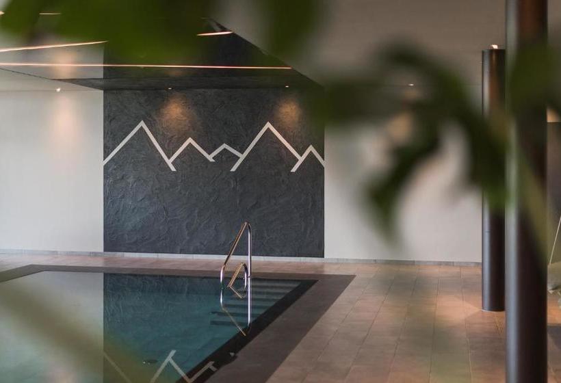 پانسیون Lifestyle Hotel Alpin