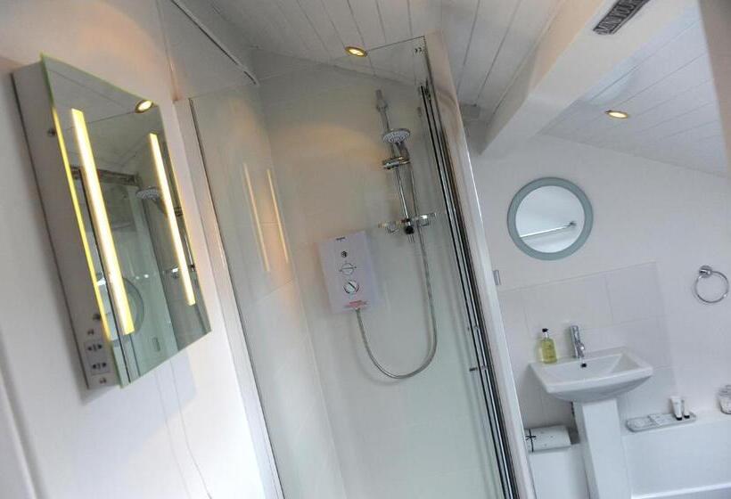 פנסיון Ty Helyg Guest House