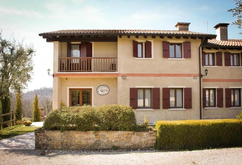 هتل Agriturismo Al Capitello