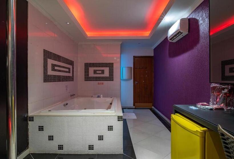 Motel Fantasy 2