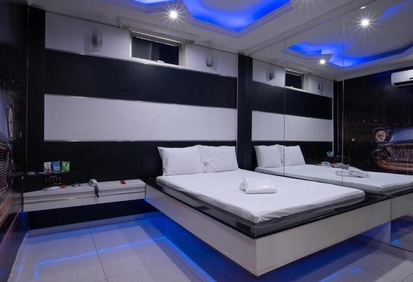 Motel Fantasy 2