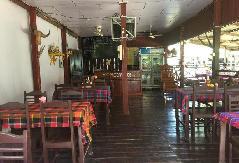 ペンション Dalom Guesthouse