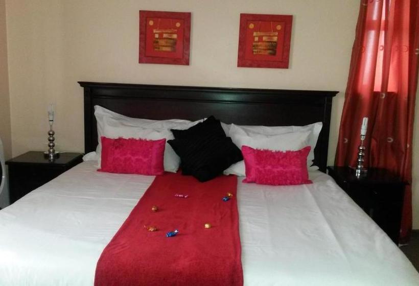 بنسيون Phomolo Guest House