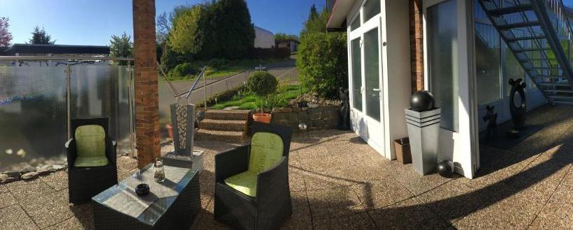 호스텔 Appartement Pension Schüßler