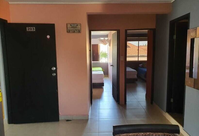 هاستل Jackuri Casa Hospedaje