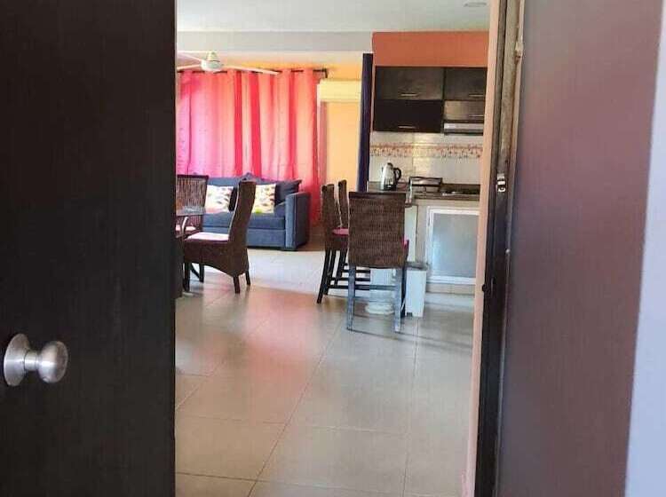 هاستل Jackuri Casa Hospedaje