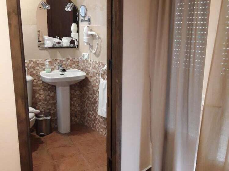 פנסיון Hostal Rocio