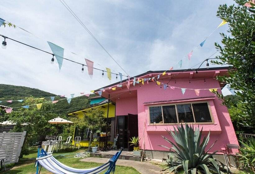 بنسيون Cafe&guest House Kaede   Hostel