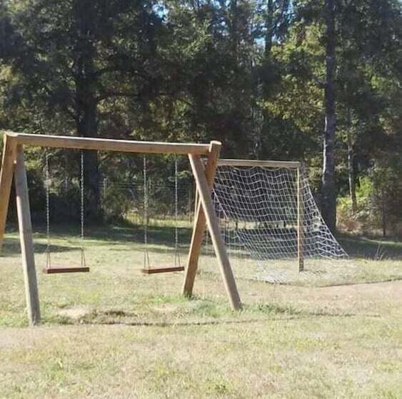 فندق صغير Hosteria Y Camping Del Bosque Pucón