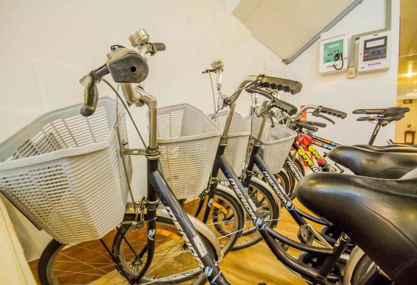 هاستل Hua-wang Business