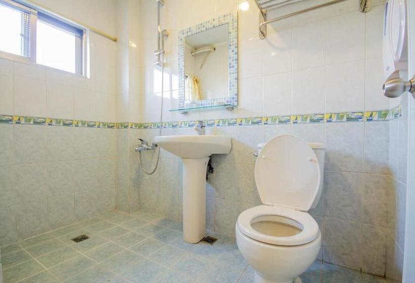 هاستل Hua-wang Business