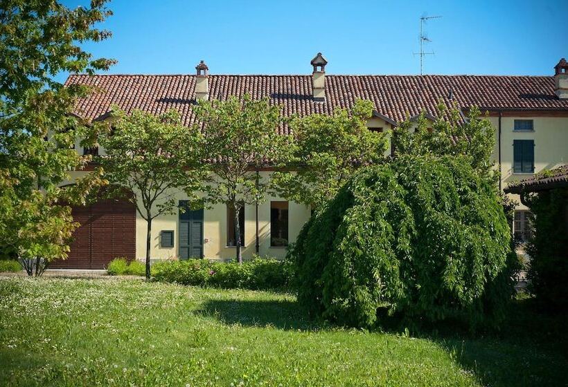 فندق Cascina San Giorgio