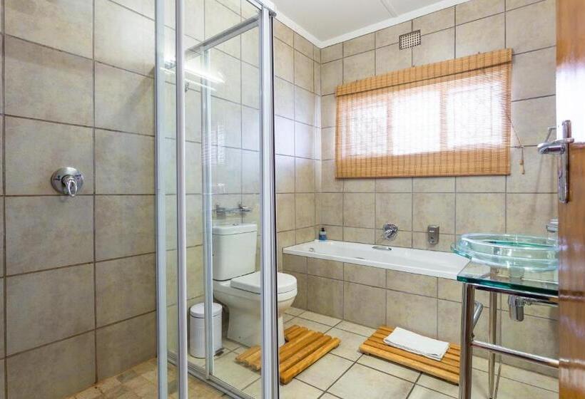 פנסיון Colesview Guest House