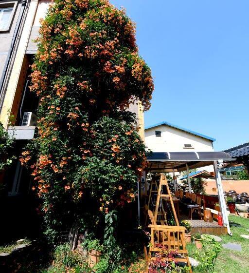 פנסיון Dasomchae Hanok Stay