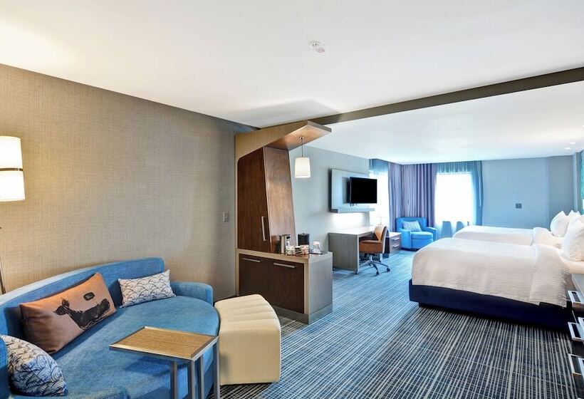 فندق Courtyard By Marriott Long Island Islip/courthouse Complex