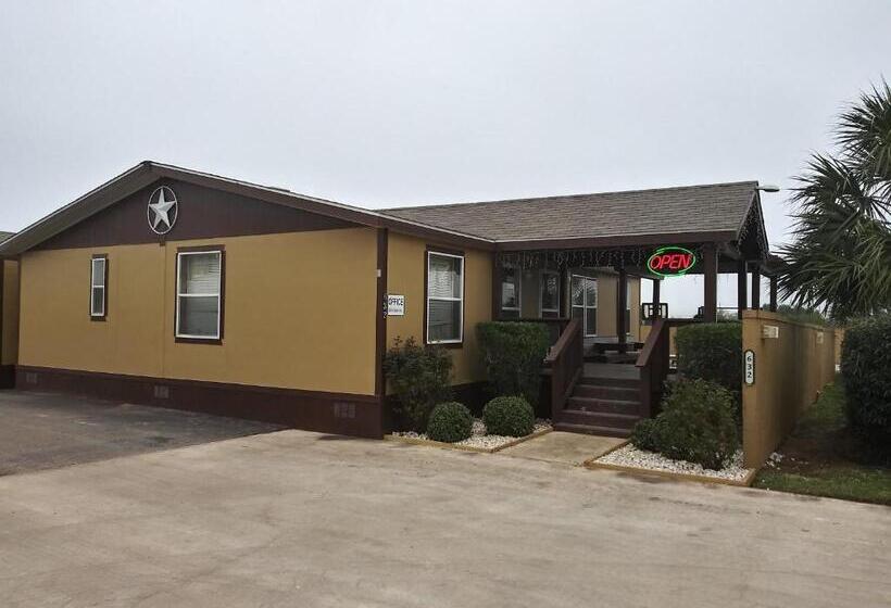 מוטל Cotulla Homes