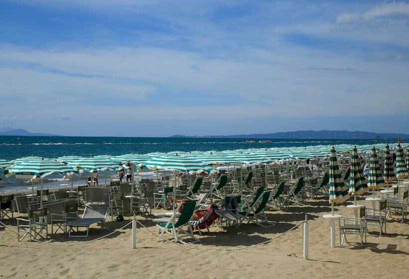 هتل I Cinque Pini