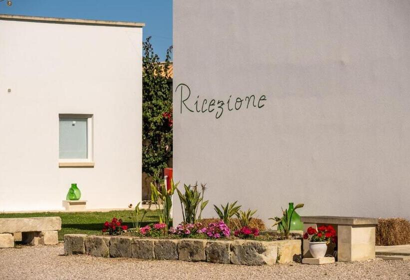 Курорт Masseria Rauccio