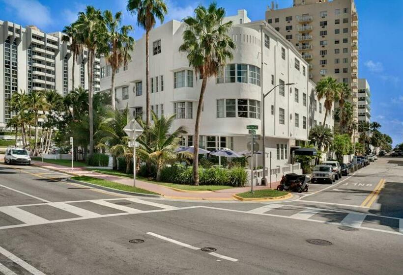 هتل Trouvail Miami Beach