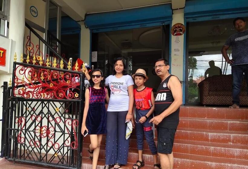 Hotel Blue Bird Nest