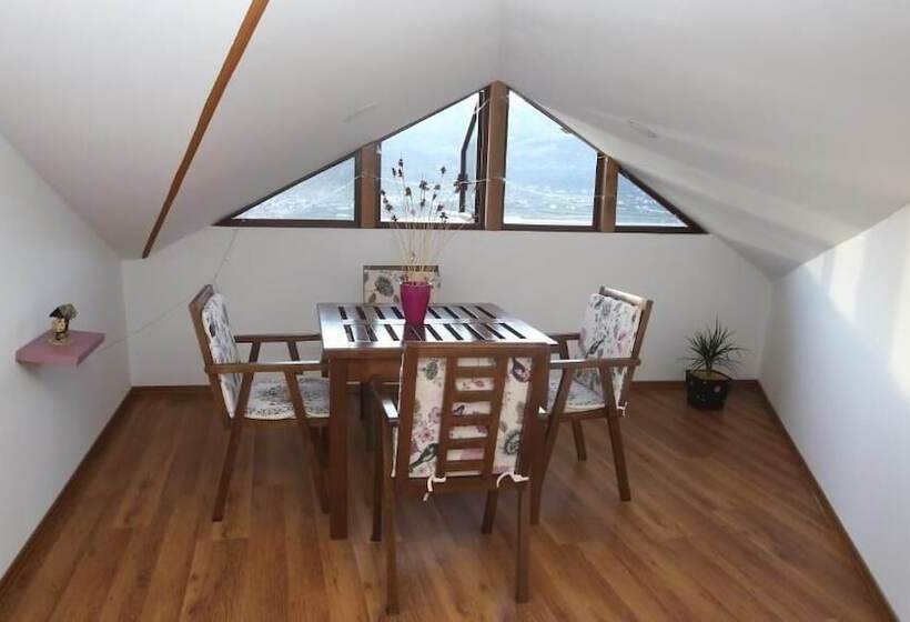 پانسیون Guest House Himaj