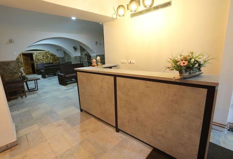 Casa De La Montaña   Adults Only   Hostel