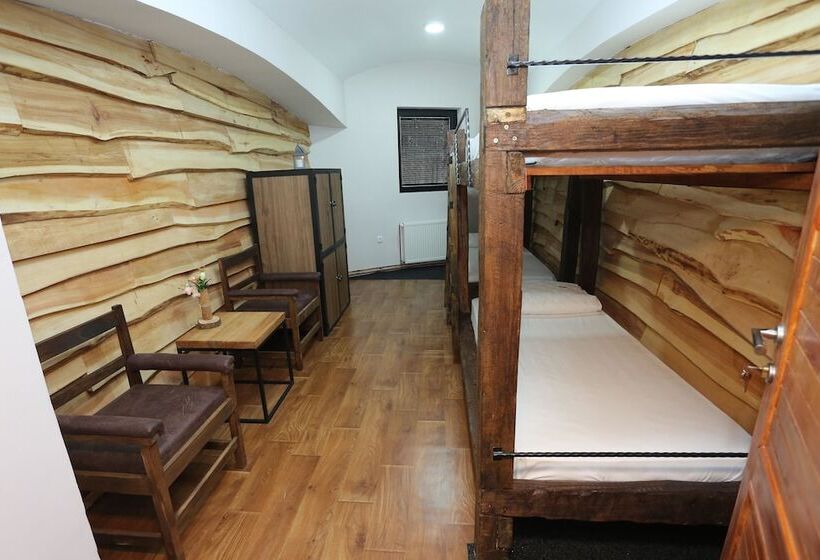 Casa De La Montaña   Adults Only   Hostel