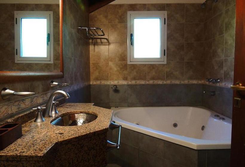 Hotel Apus  Serrano
