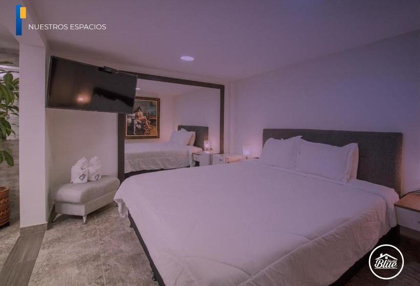 هتل Hostel Blue S