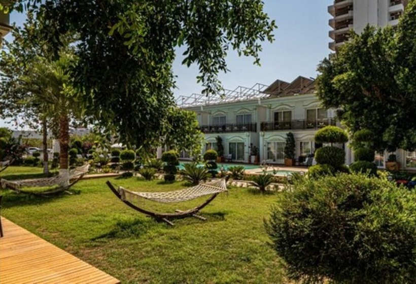 هتل Lara Garden
