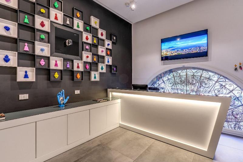 پانسیون Gallery Suite Naples