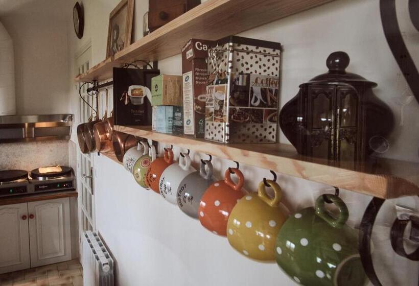 مبيت وإفطار A L'ombre Des Pommiers