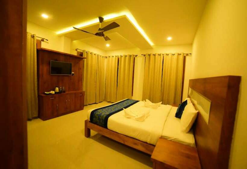 בית מלון כפרי Castle Continental Premium