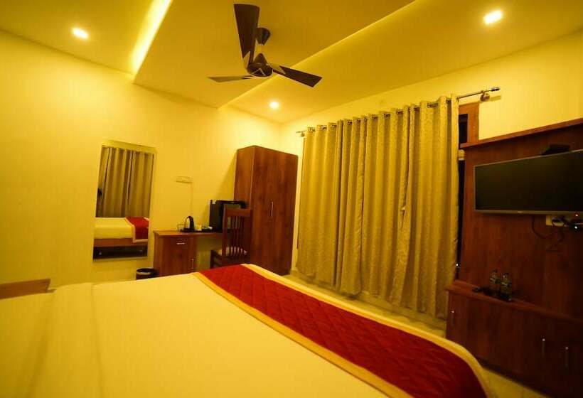 בית מלון כפרי Castle Continental Premium