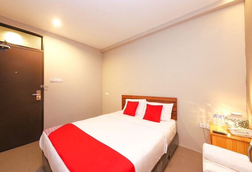 هتل Oyo 910 Hills Residence