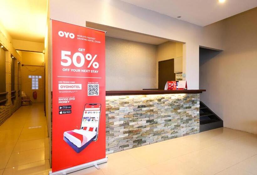 هتل Oyo 910 Hills Residence