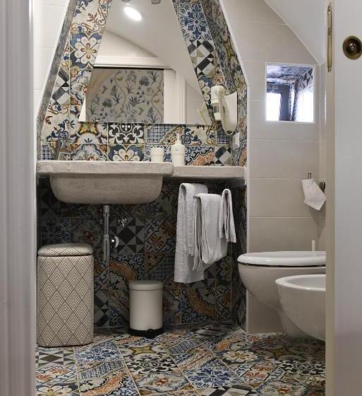 פנסיון Casa Mida   Guest House