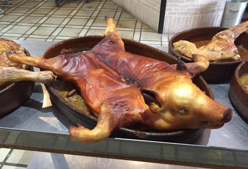 호텔 Hostal Asador La Montaña