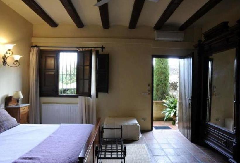 Отель Hostal La Riera De Peratallada